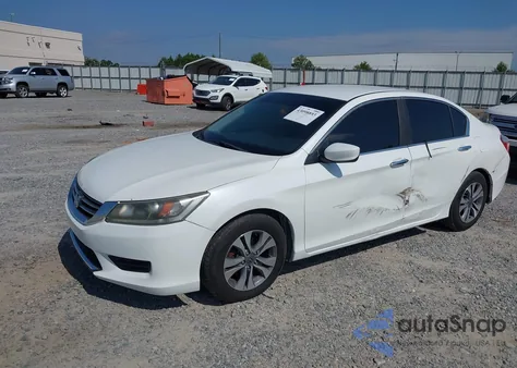 2015 Honda Accord Lx z USA, uszkodzony, nr VIN 1HGCR2F35FA133342